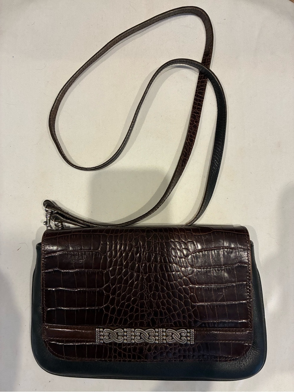 Brighton Leather Croc-Embossed Crossbody Purse Dark Brown / Black Silver Clasps - Picture 7 of 15